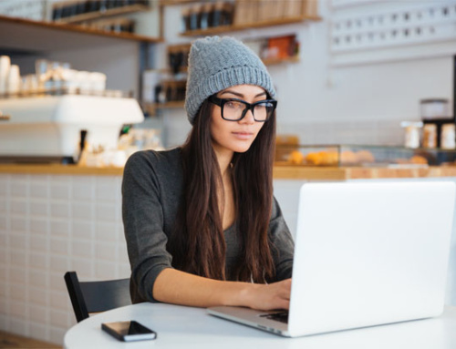 Wer sich bei Facebook informiert, nutzt meistens professionelle Beiträge